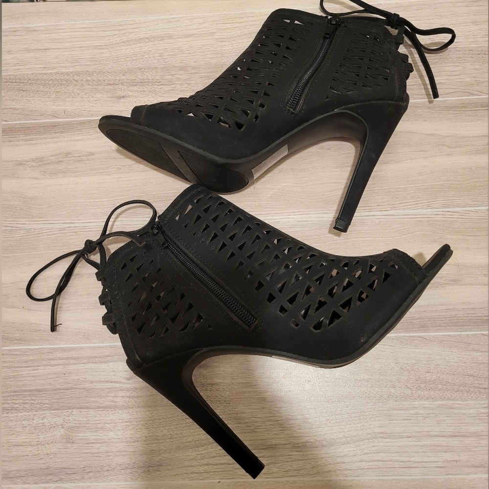 Lc Lauren Conrad Black Women's Heeled Sandals